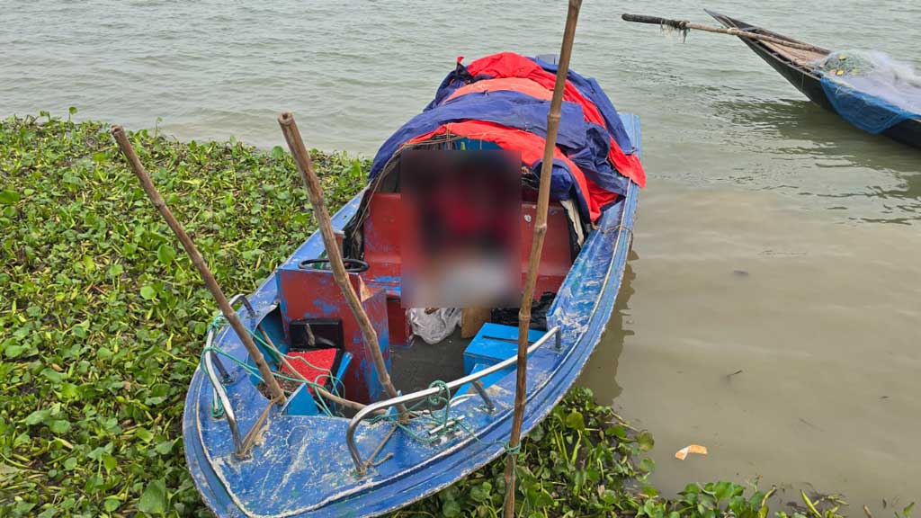 পদ্মার চর এখন সশস্ত্র সন্ত্রাসীদের নিয়ন্ত্রণে, বন্দুকযুদ্ধে নিহত ১