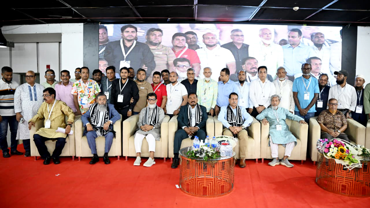 ক্রীড়াঙ্গনকে রাজনীতিমুক্ত করার আহ্বান স্পিকারের