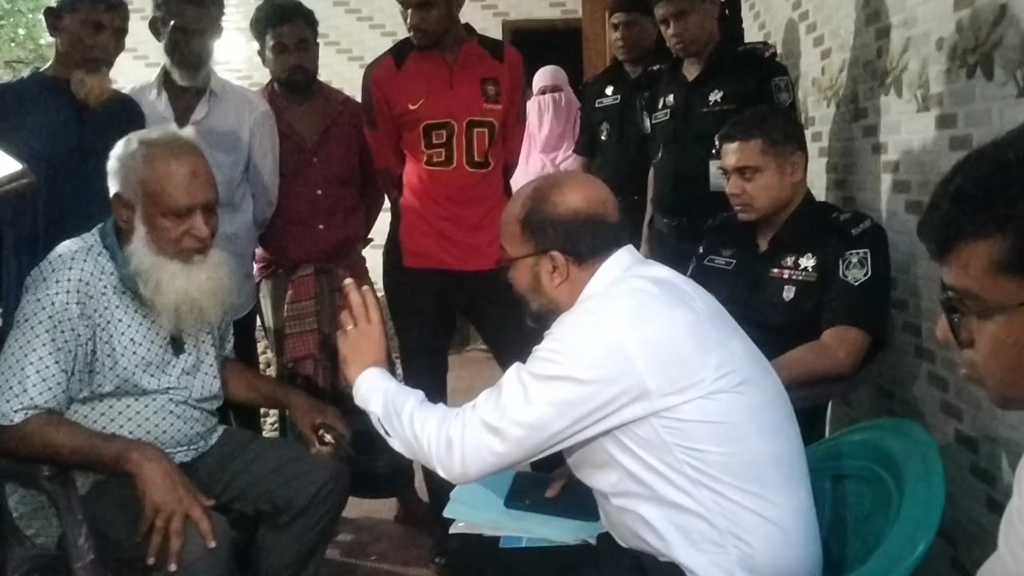 মাদারীপুরে অবৈধভাবে মজুত ৩৭ হাজার লিটার ভোজ্যতেল জব্দ