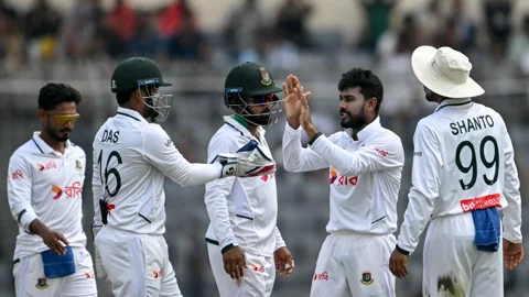  দ্রুত শেষ ওয়েস্ট ইন্ডিজ, কত রানের লিড পেল বাংলাদেশ