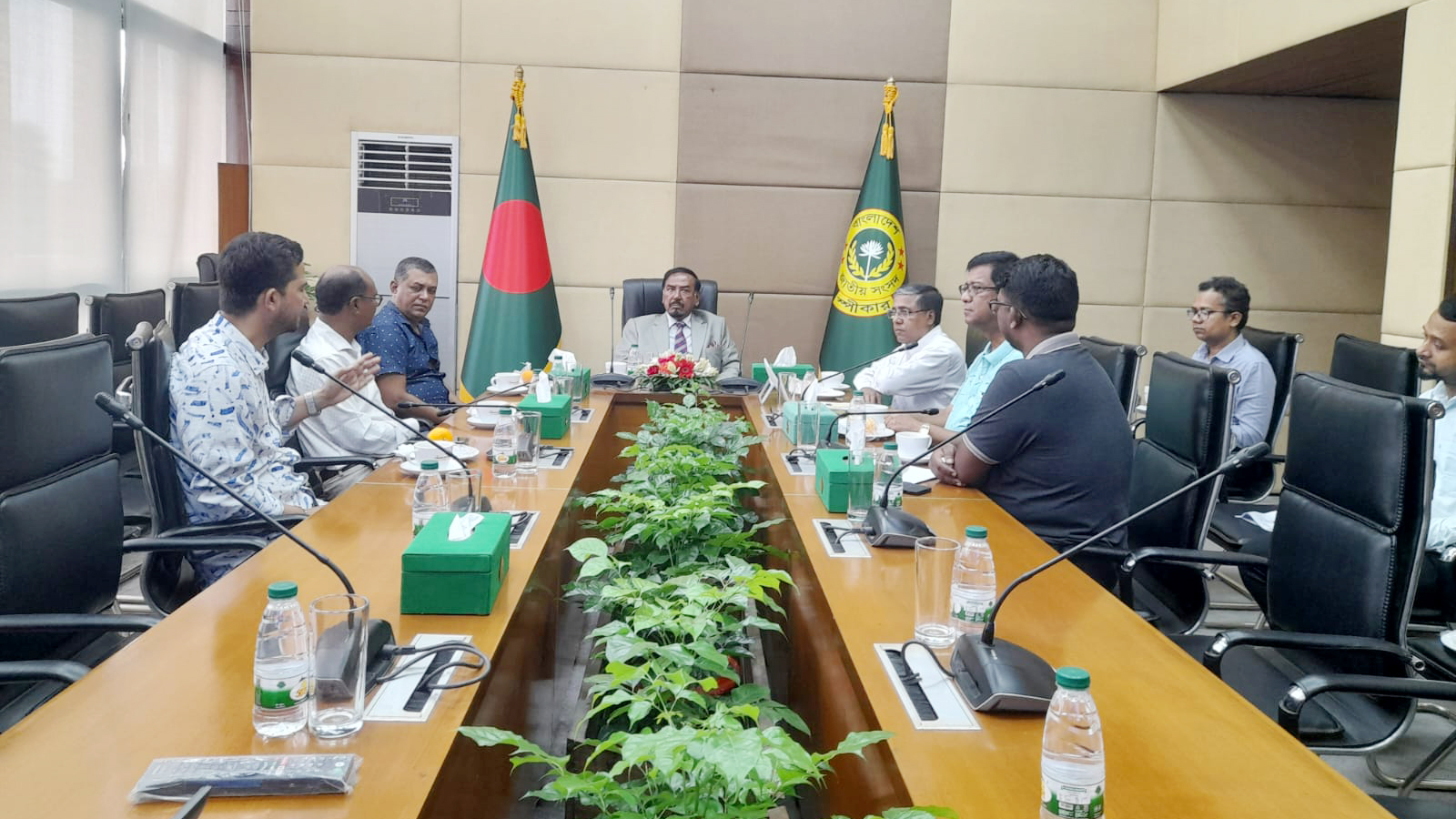 সংসদে প্রত‌্যাশা পূরণ না হলে জনগণ হতাশ হবে: স্পিকার
