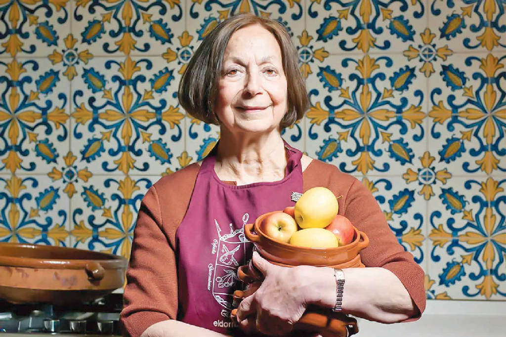 খাবারের স্বাদে শিকড় সন্ধানে ক্লডিয়া