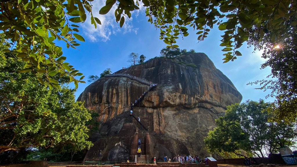 শ্রীলঙ্কা ভ্রমণে খরচ কমানোর উপায়