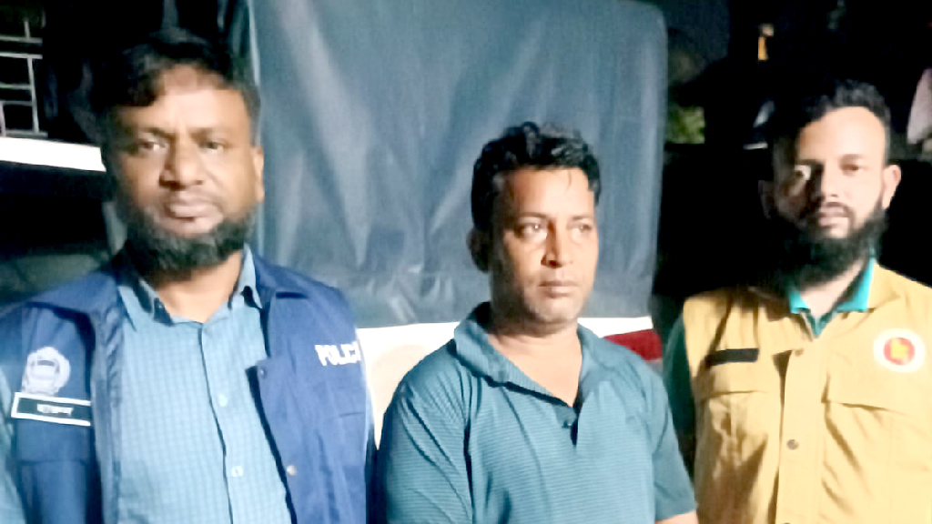 সিরাজদিখানে অবৈধভাবে বালু ভরাট কার্যক্রম চালানোয় ১ জনের কারাদণ্ড