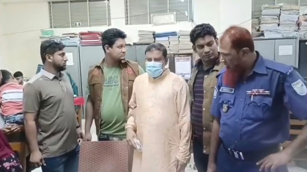 সিরাজদিখানের আ.লীগ নেতা ঢাকায় গ্রেপ্তার