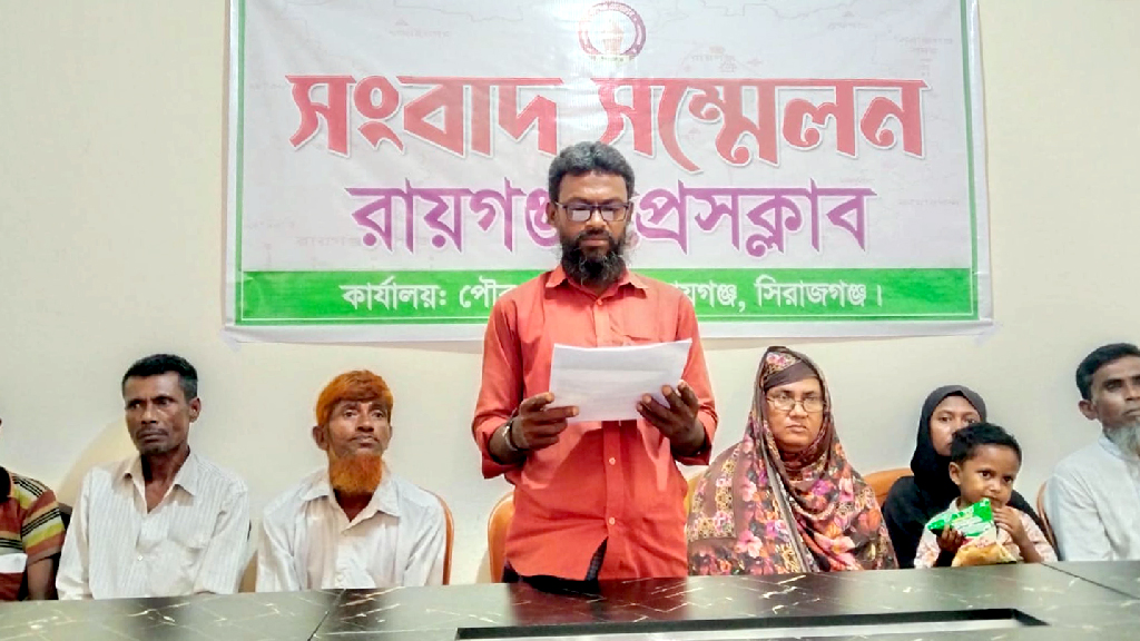 ধান কাটায় বাধা ও হয়রানির অভিযোগ