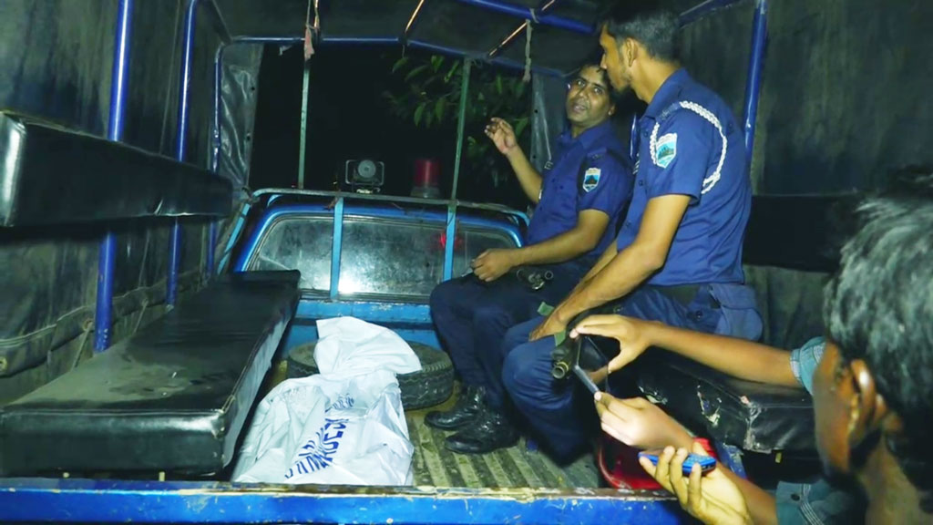 সিরাজগঞ্জে শিশুর বস্তাবন্দী লাশ উদ্ধার