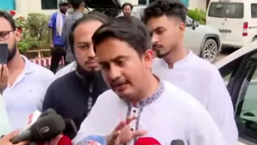 ইশরাককে ‘ম্যাচিউরড’ রাজনীতি করার পরামর্শ সারজিসের
