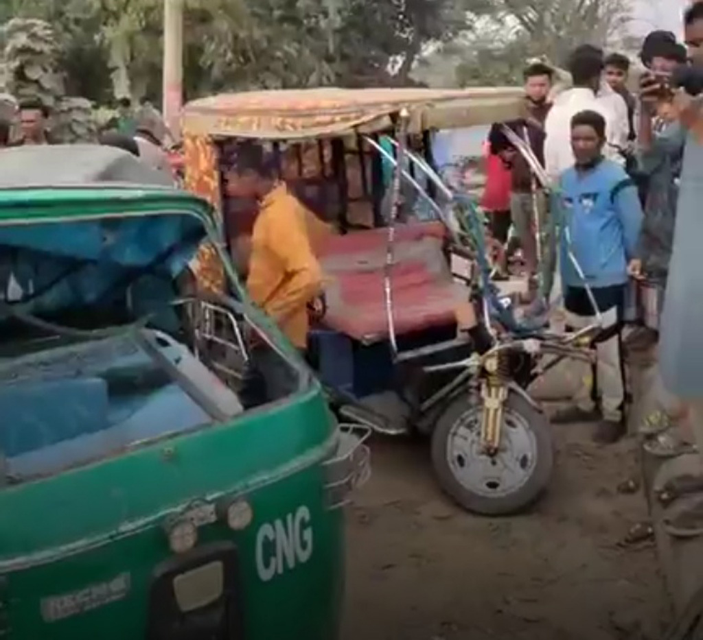 জগন্নাথপুরে অটোরিকশা-ইজিবাইক সংঘর্ষে বৃদ্ধ নিহত