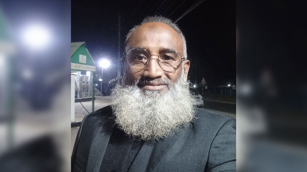 পদ্মায় ডুবে যাওয়া শ্রমিকনেতার অর্ধগলিত লাশ মিলল ফরিদপুরে