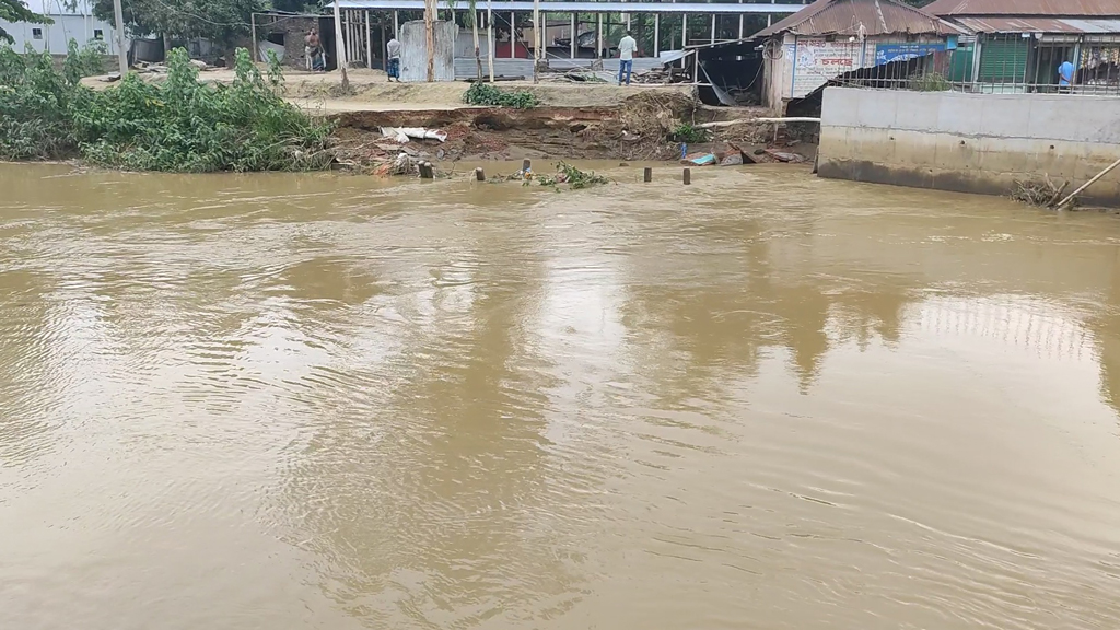 শেরপুরে বেড়েছে নদ-নদীর পানি, বন্যার শঙ্কা