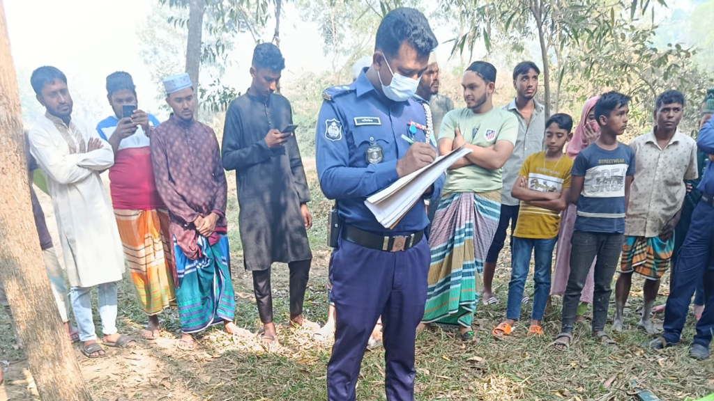 শ্রীপুরে বাগান থেকে নবজাতকের খণ্ডিত মাথা উদ্ধার