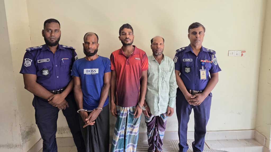 ভ্যান ছিনতাই করতে চালককে হত্যা, তিন বছর পর রহস্য উদ্‌ঘাটন করল পিবিআই