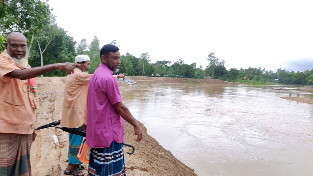 শেরপুরে নদ-নদীর পানি বেড়েই চলেছে, বন্যার শঙ্কা