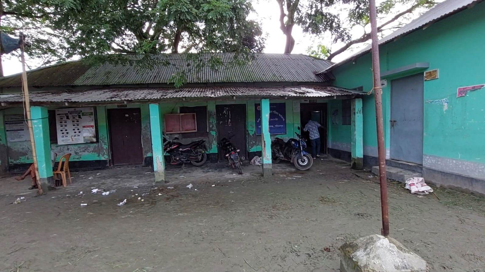 ভেদরগঞ্জে একই ব্যক্তির নামে দুটি ভিন্ন ওয়ারিশ সনদ ইস্যু, মুখোমুখি দুই পক্ষ