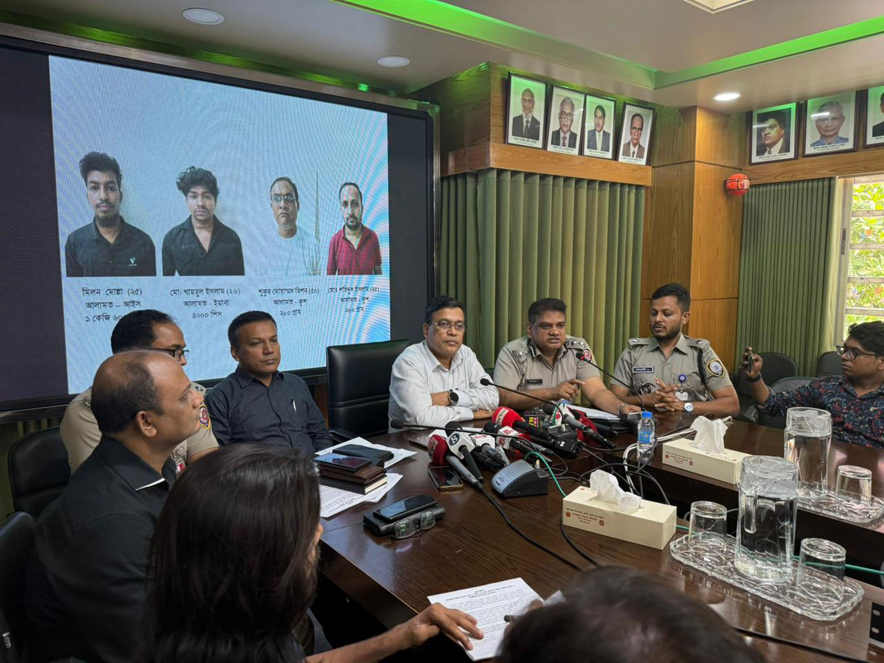 দেশে কোনো বৈধ সিসা বার নেই, চলছে রেস্তোরাঁর আড়ালে: ডিএনসি