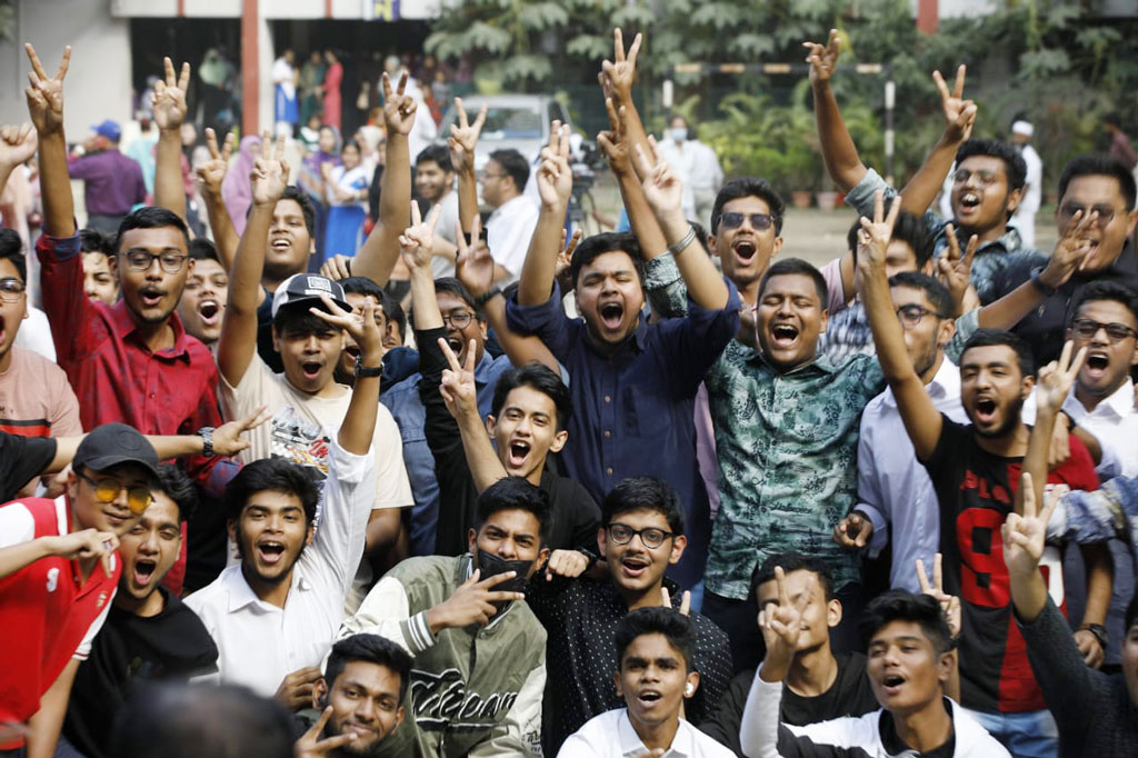 এসএসসি: জিপিএ ৫ পেয়েছে ১ লাখ ৩৯ হাজার ৩২ জন