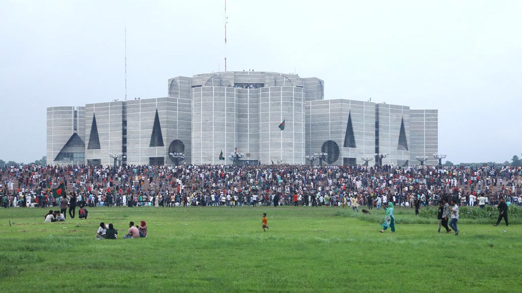 শুধু বৈদ্যুতিক সরঞ্জামে খরচ ৭৩ কোটি টাকা