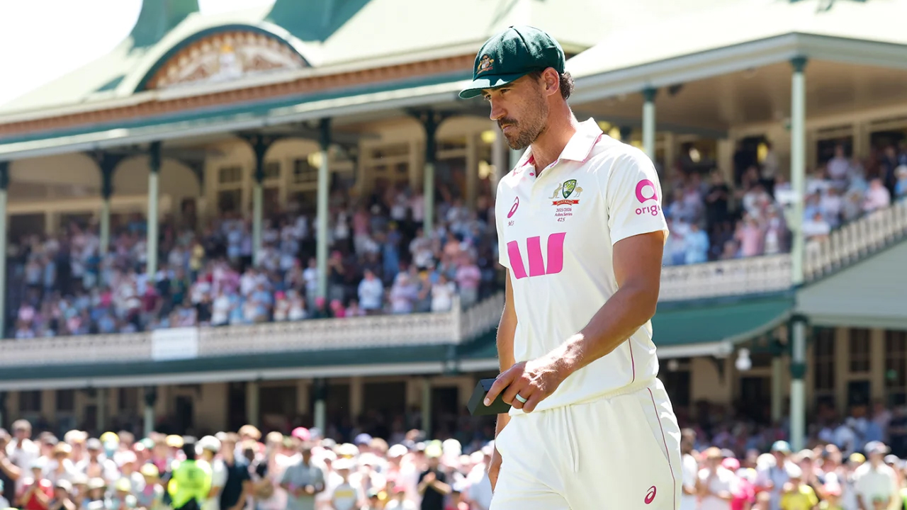 বয়স বাড়ছে স্টার্কের, বাড়ছে ধারও