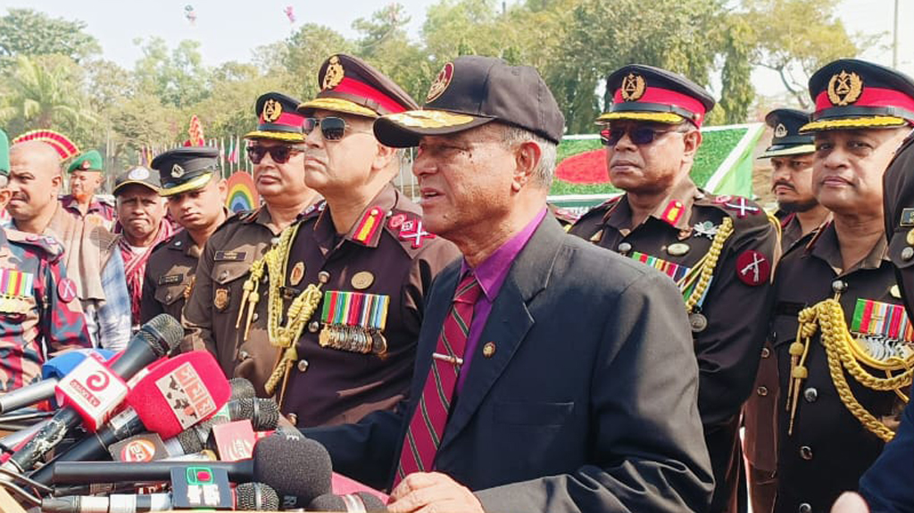 নির্বাচনে আইনশৃঙ্খলা বাহিনীর প্রায় ৯ লাখ সদস্য দায়িত্ব পালন করবেন: স্বরাষ্ট্র উপদেষ্টা