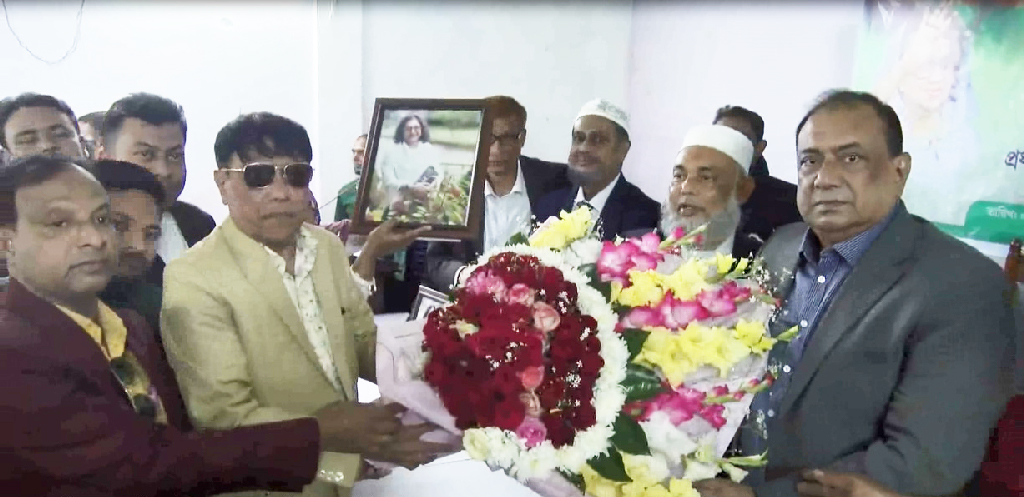 সাতক্ষীরা নাগরিক ঐক্যের সভাপতিসহ ২১৭ জন বিএনপিতে