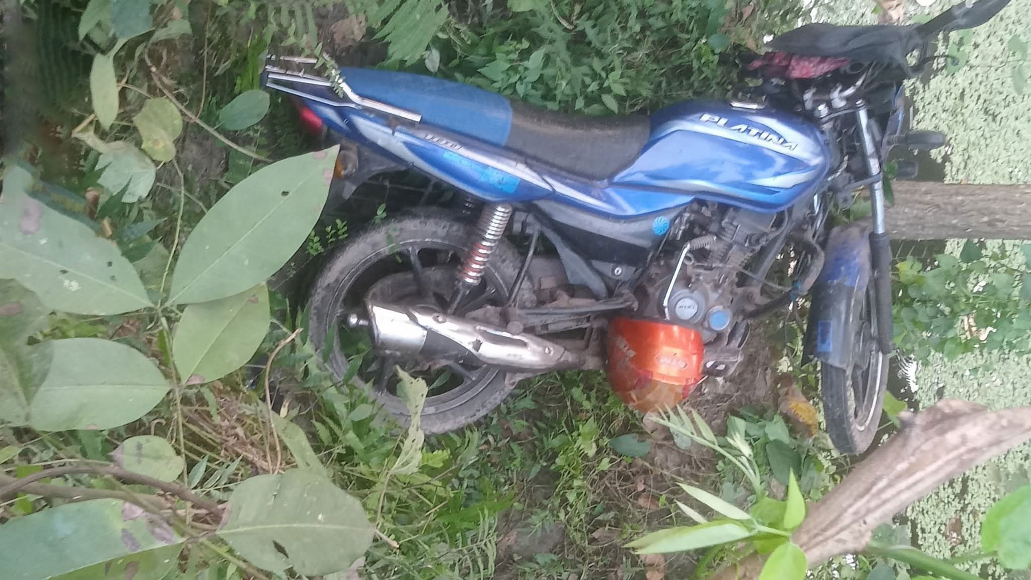 খুলনা-সাতক্ষীরা মহাসড়কে মোটরসাইকেলচালকের লাশ উদ্ধার