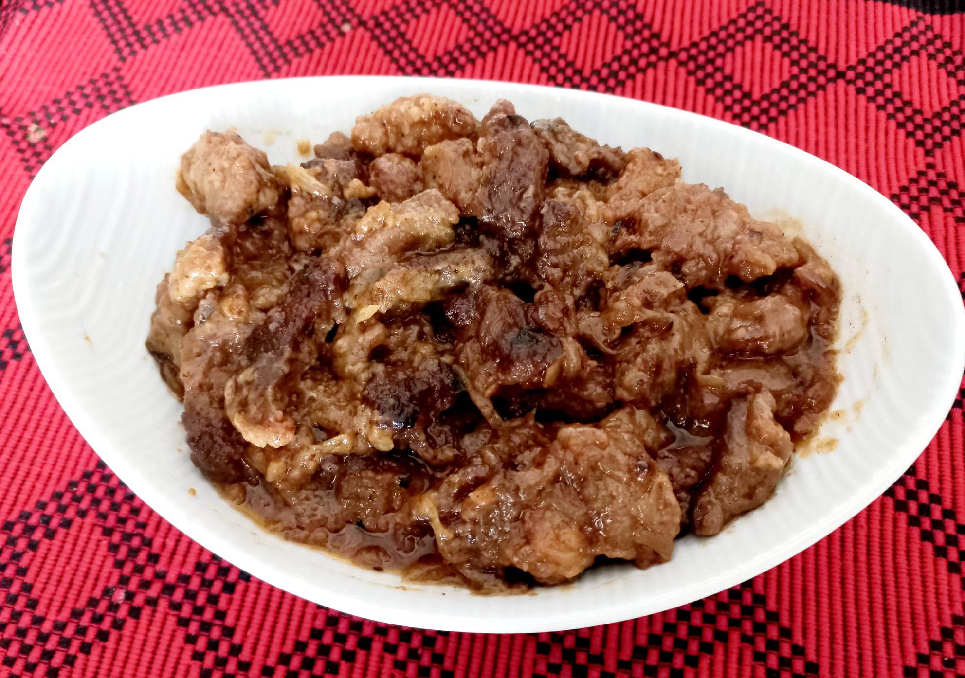 গরুর মাংসের স্বাদ বদল হোক রাশান দুই খাবারে