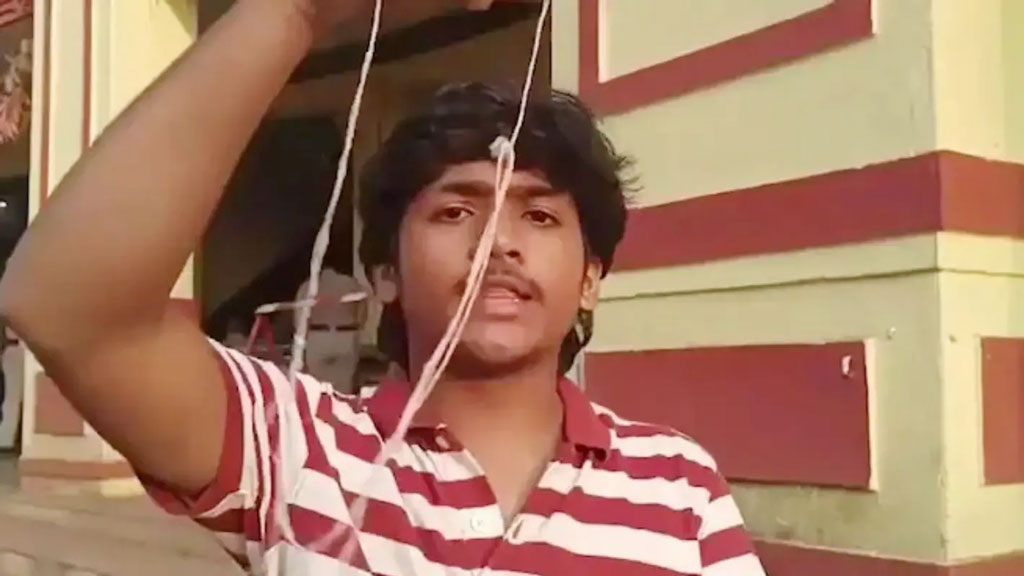 পরীক্ষাকেন্দ্রে প্রবেশের আগে খুলে নেওয়া হলো পৈতা, ক্ষুব্ধ ব্রাহ্মণ সমাজ