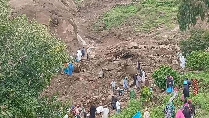 সুদানে ভয়াবহ ভূমিধসে নিহত অন্তত ১০০০