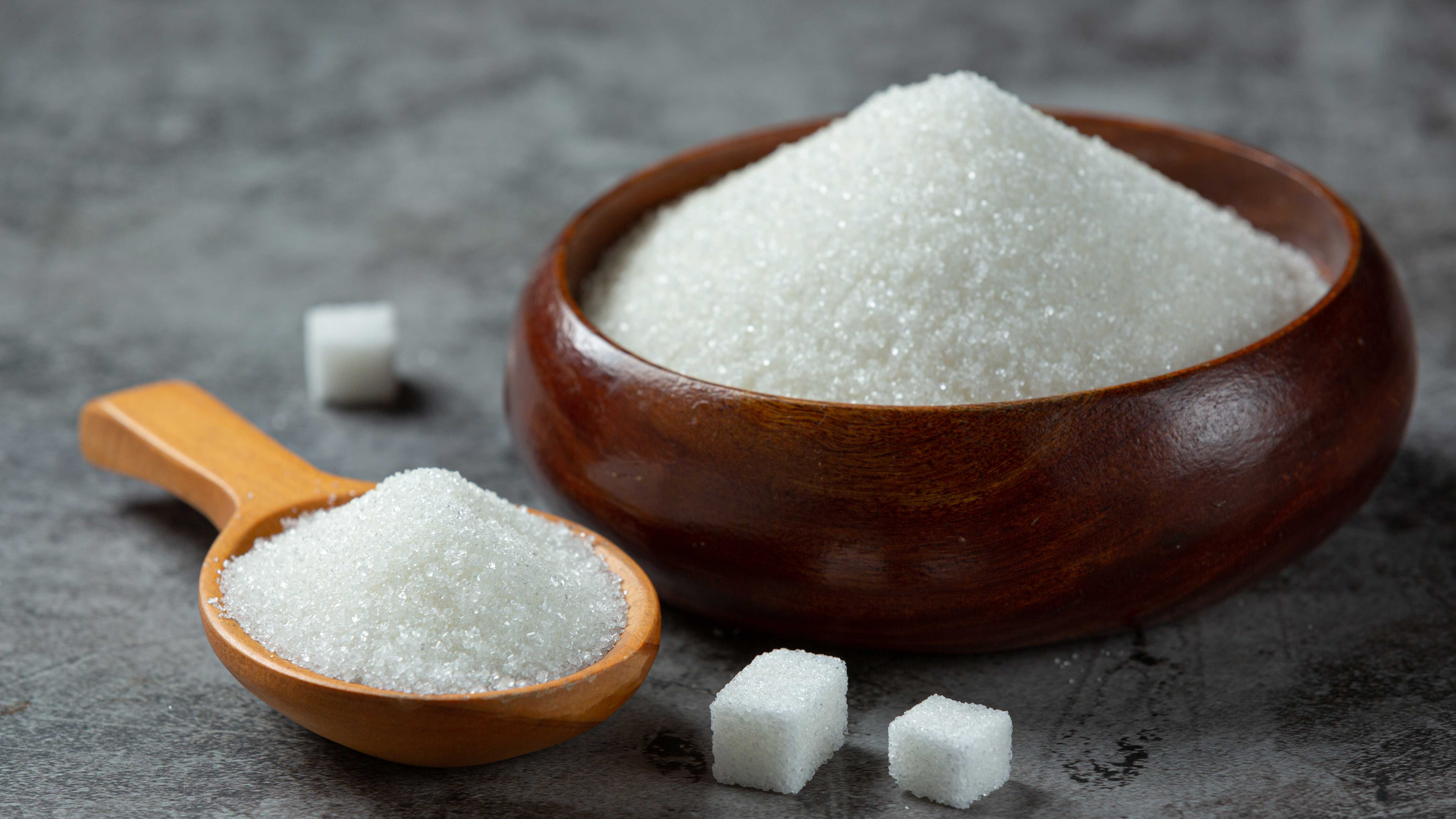 প্রতিদিন চিনি খাবেন, কিন্তু কতটুকু