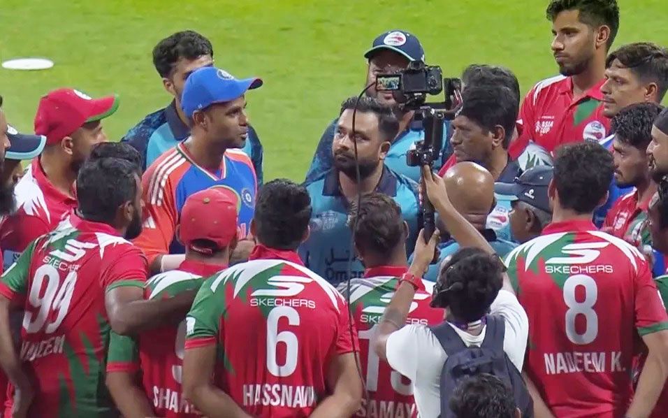 ওমানের ব্যাটিং মন কেড়েছে সূর্যকুমারের