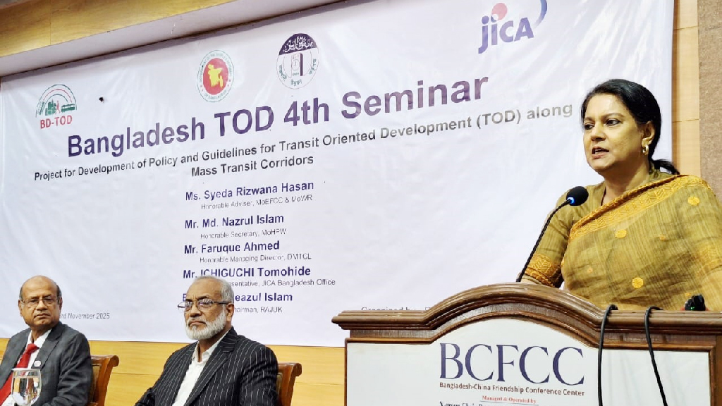 কংক্রিটনির্ভর উন্নয়ন ঢাকাকে অনিরাপদ করেছে: পরিবেশ উপদেষ্টা