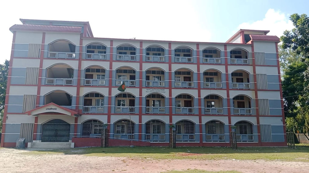 সৈয়দপুরে ১০ শিক্ষকের কলেজে এক পরীক্ষার্থী, তবুও ফেল