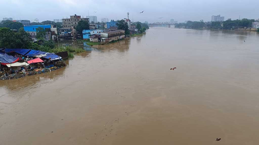 বন্যার ঝুঁকিতে সিলেটের চার জেলা, পানি বাড়ছে উত্তরে