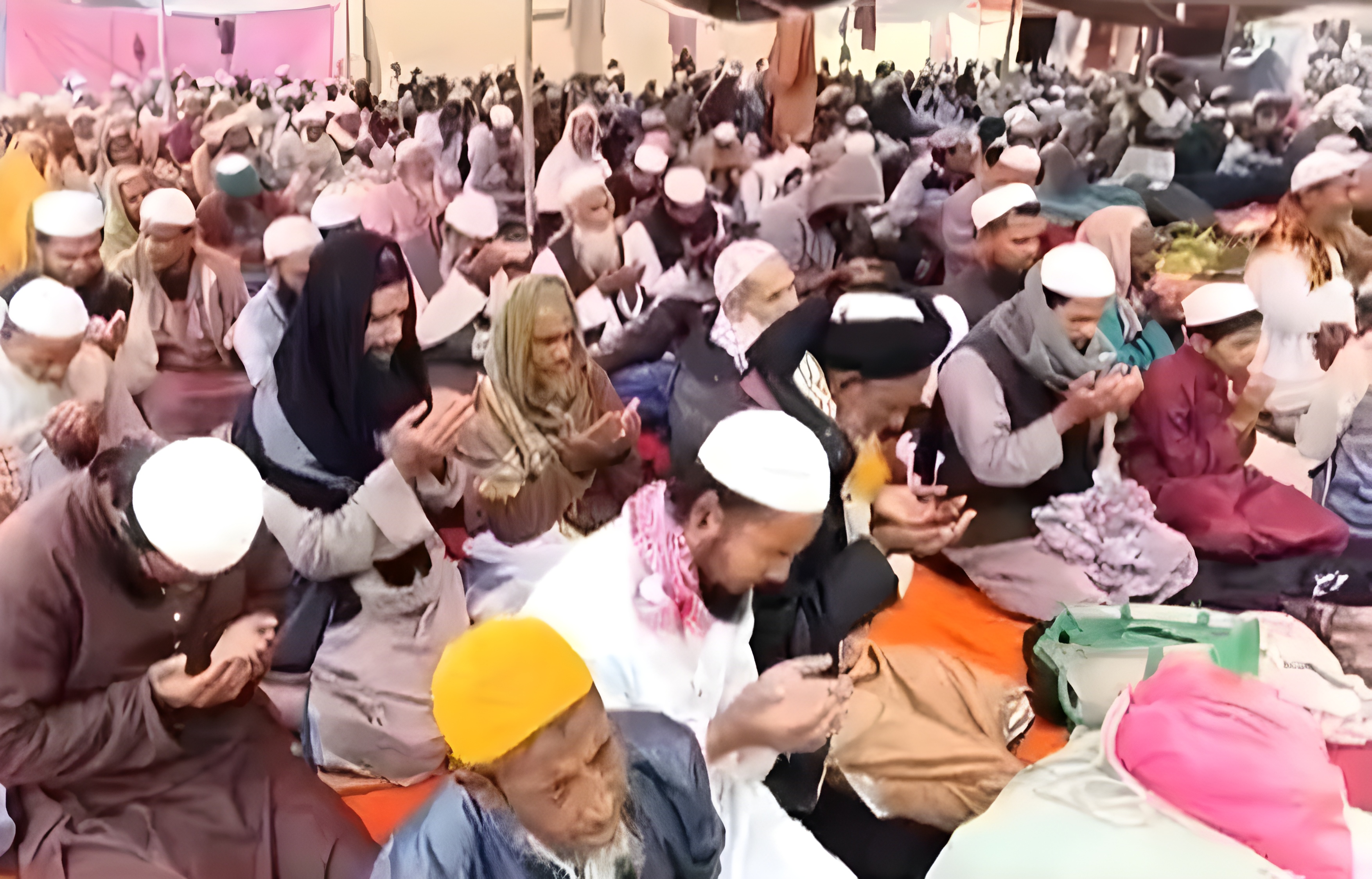 মোনাজাতের মাধ্যমে শেষ হলো তাবলিগের জোড় ইজতেমা