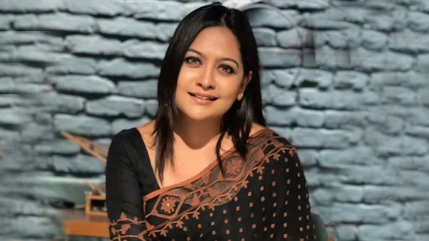 ‘জুলাইকে জামায়াতের হাতে তুলে দেওয়া হচ্ছে’, তাজনূভার দীর্ঘ ফেসবুক পোস্ট