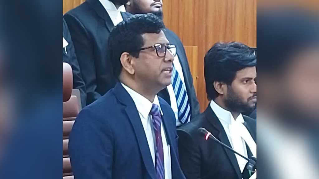 রাজপথের চাপের প্রেক্ষিতে কোনো বিচার করা সম্ভব হবে না: চিফ প্রসিকিউটর