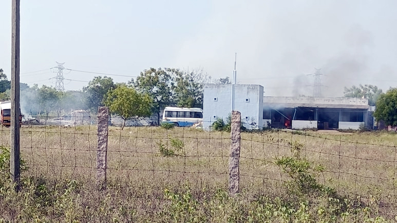 ভারতের তামিলনাড়ুতে আতশবাজি কারখানায় বিস্ফোরণে নিহত অন্তত ২০