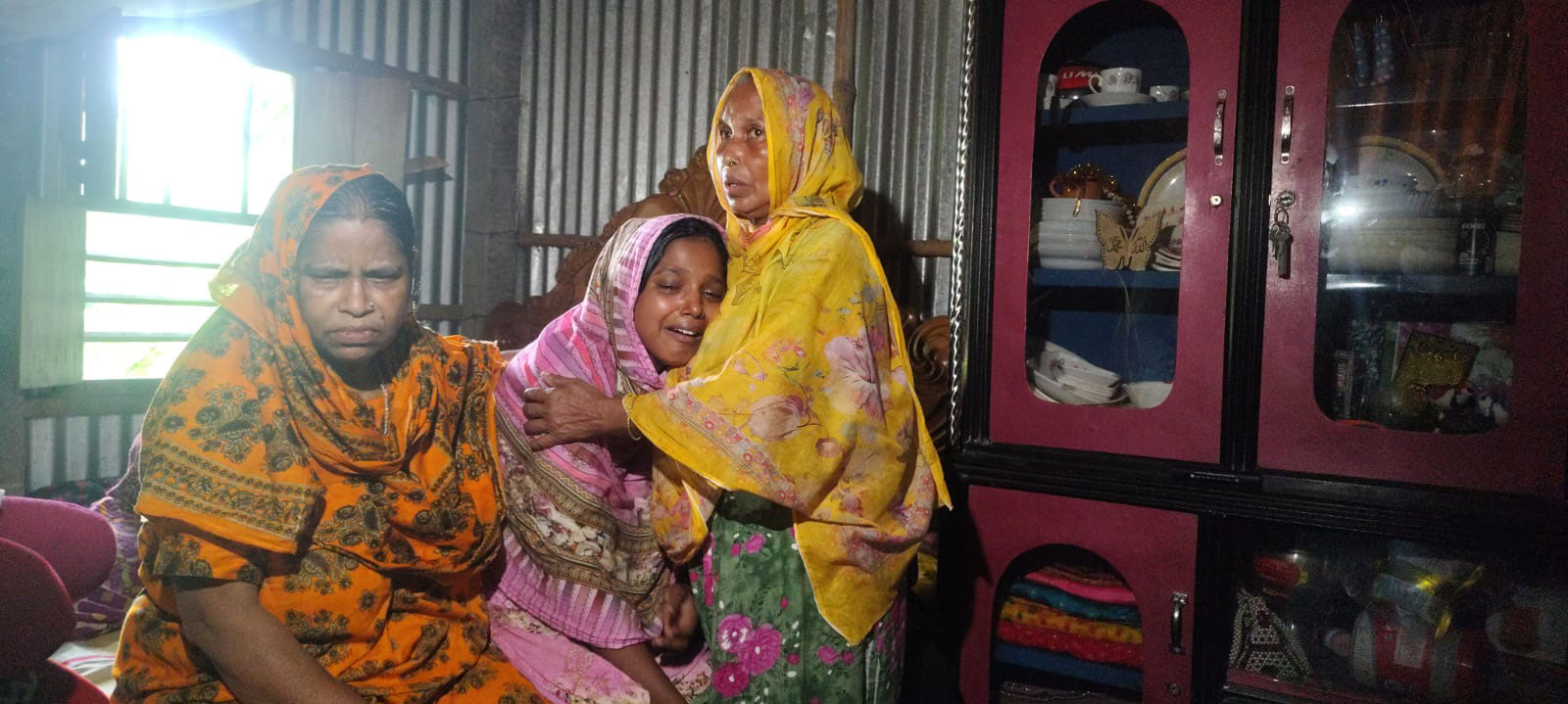 রাশিয়ায় যুদ্ধের ময়দানে বাংলাদেশিদের মৃত্যুর দাবি: ভাইরাল অডিও ঘিরে টাঙ্গাইলে উৎকণ্ঠায় তিন পরিবার