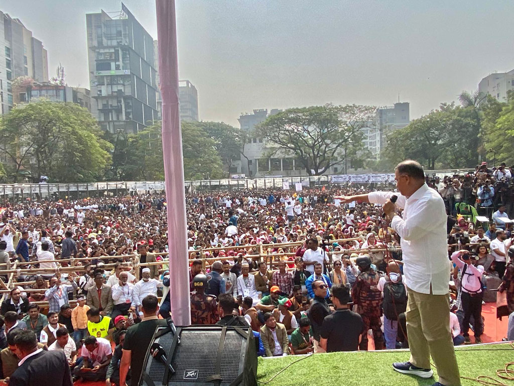 বিএনপিকে সুযোগ দিন, আপনাদের সঙ্গে নিয়ে দেশ গঠন করবে: তারেক রহমান