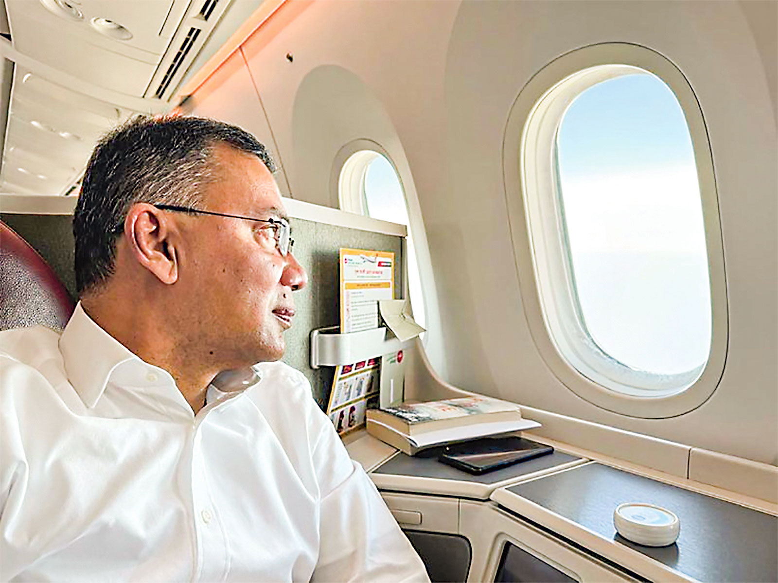 গণতন্ত্রের সন্ধিক্ষণ: তারেক রহমানের দেশে ফেরা