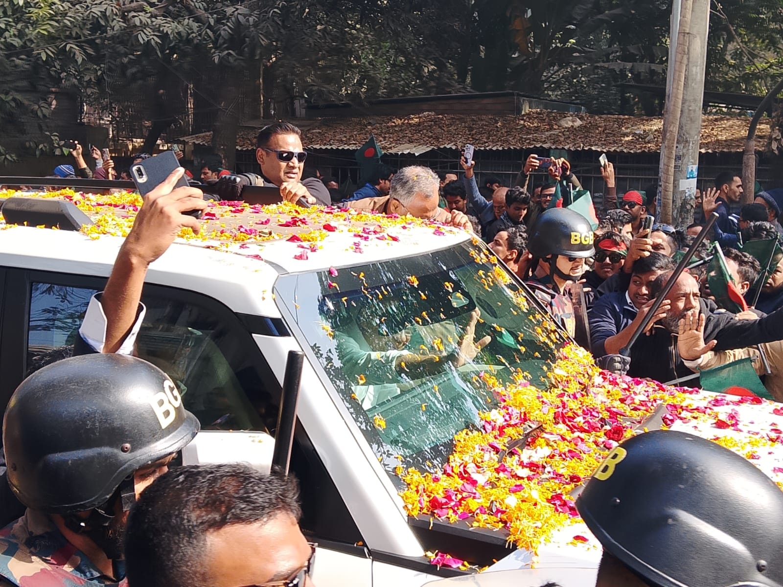 ওসমান হাদির কবরে তারেক রহমান