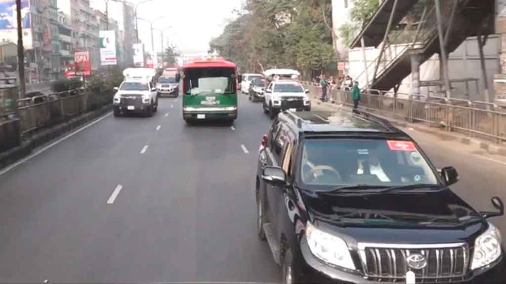 জিয়াউর রহমানের সমাধিস্থলের পথে তারেক রহমান