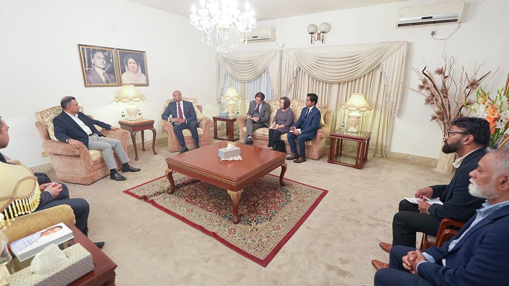 তারেক রহমানের সঙ্গে কানাডিয়ান হাইকমিশনারের সাক্ষাৎ