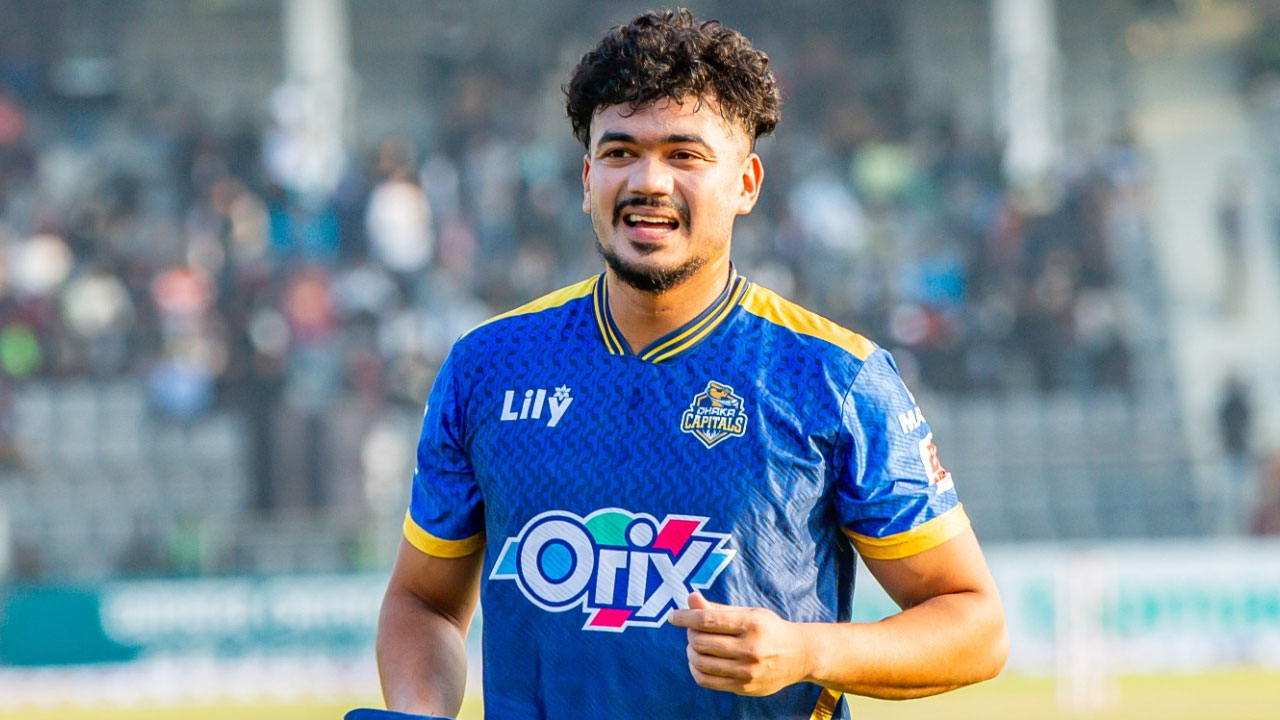 প্রায় সাড়ে ৩ কোটি টাকা পাওনা তাসকিনদের