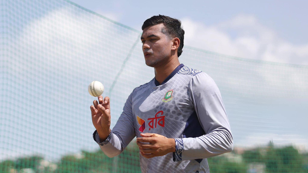 জাতীয় দলে নিজের কোচ নিজেকেই হতে হয়, টেইটকে পেয়ে তাসকিন