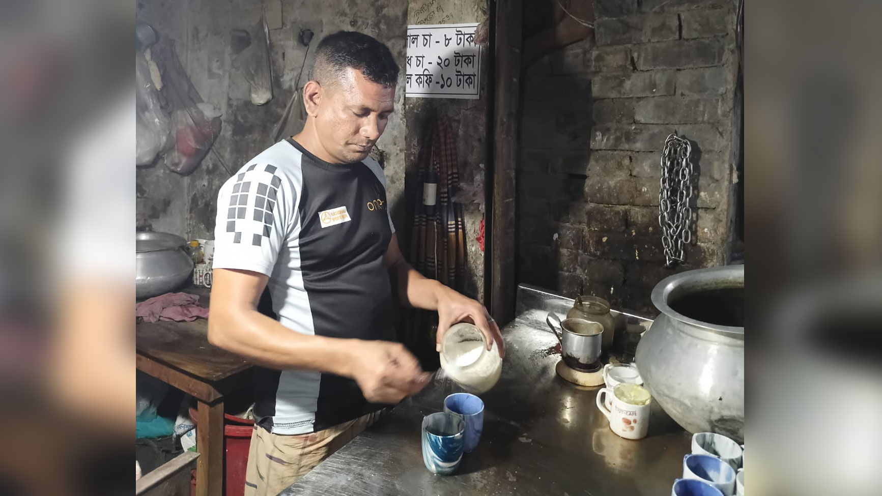 মাইকিং করে চা-কফির মূল্যবৃদ্ধি, এবার চায়ের চুমুকে কাটছাঁট শ্রমজীবী মানুষের