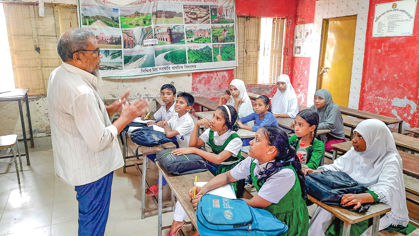 শিক্ষক প্রস্তুতি কি কেবল পাঠদানের দক্ষতা