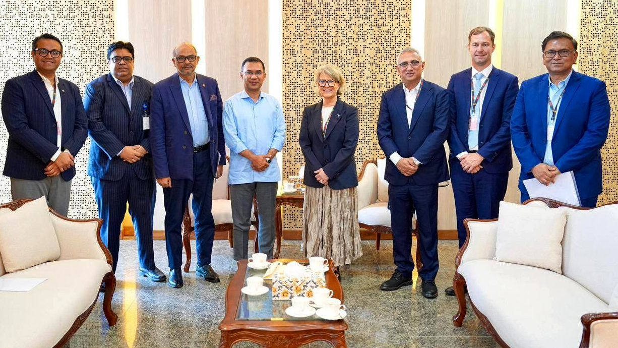 প্রধানমন্ত্রীর সঙ্গে টেলিনর গ্রুপের সিইওর বৈঠক