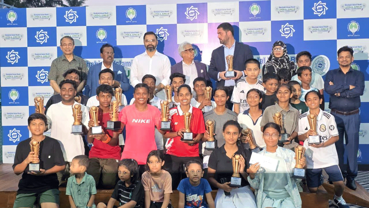 শাহ্জালাল ইসলামী ব্যাংকের পৃষ্ঠপোষকতায় টেনিস টুর্নামেন্টের সফল সমাপ্তি